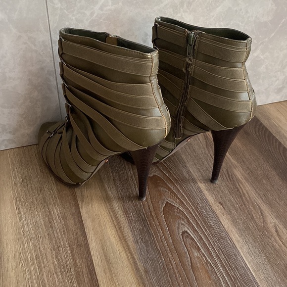 Steve Madden army green booties sz 10 - Picture 3 of 12